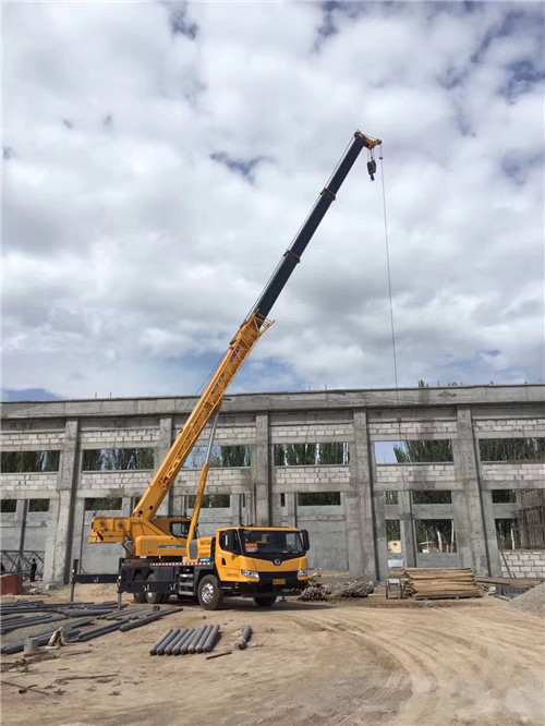 彭泽县吊装作业前会做设备检查吗？安全保障措施有哪些？